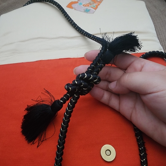 Vintage Kimono fabric asymmetrical rope tie strap crossbody - Picture 9 of 11